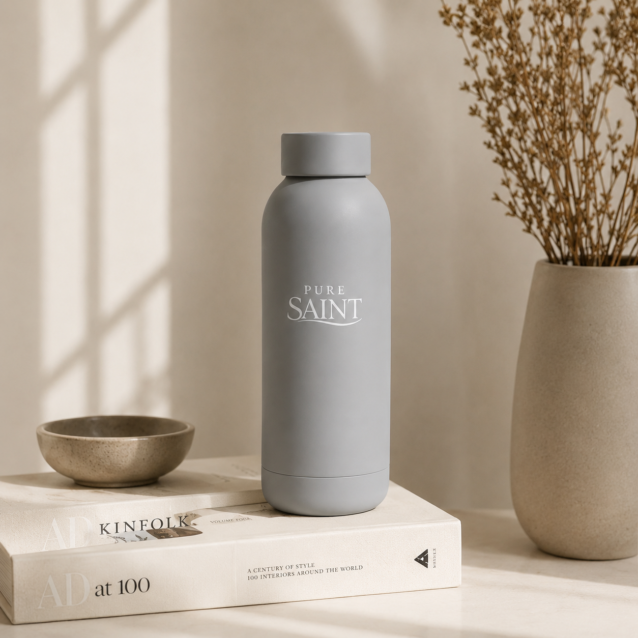 Detailansicht der matten Pure Saint Soft Pearl Thermoflasche